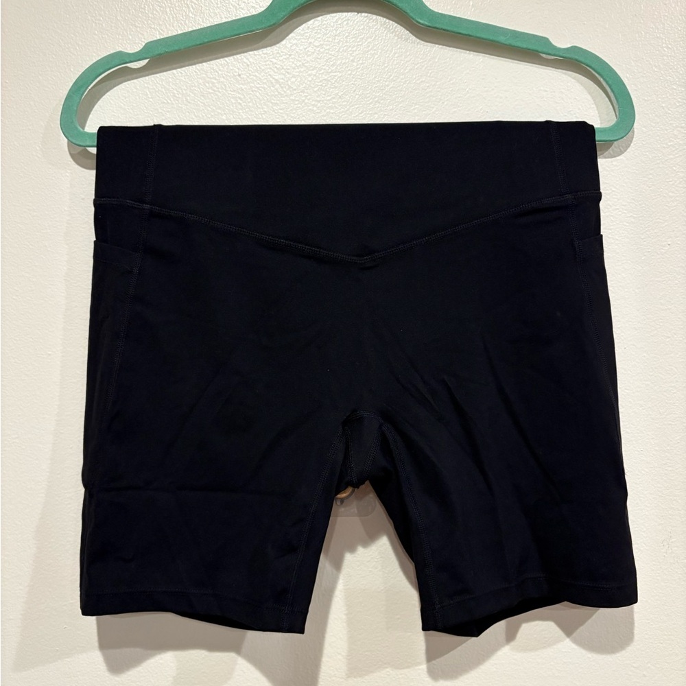 HALARA Black Biker Shorts